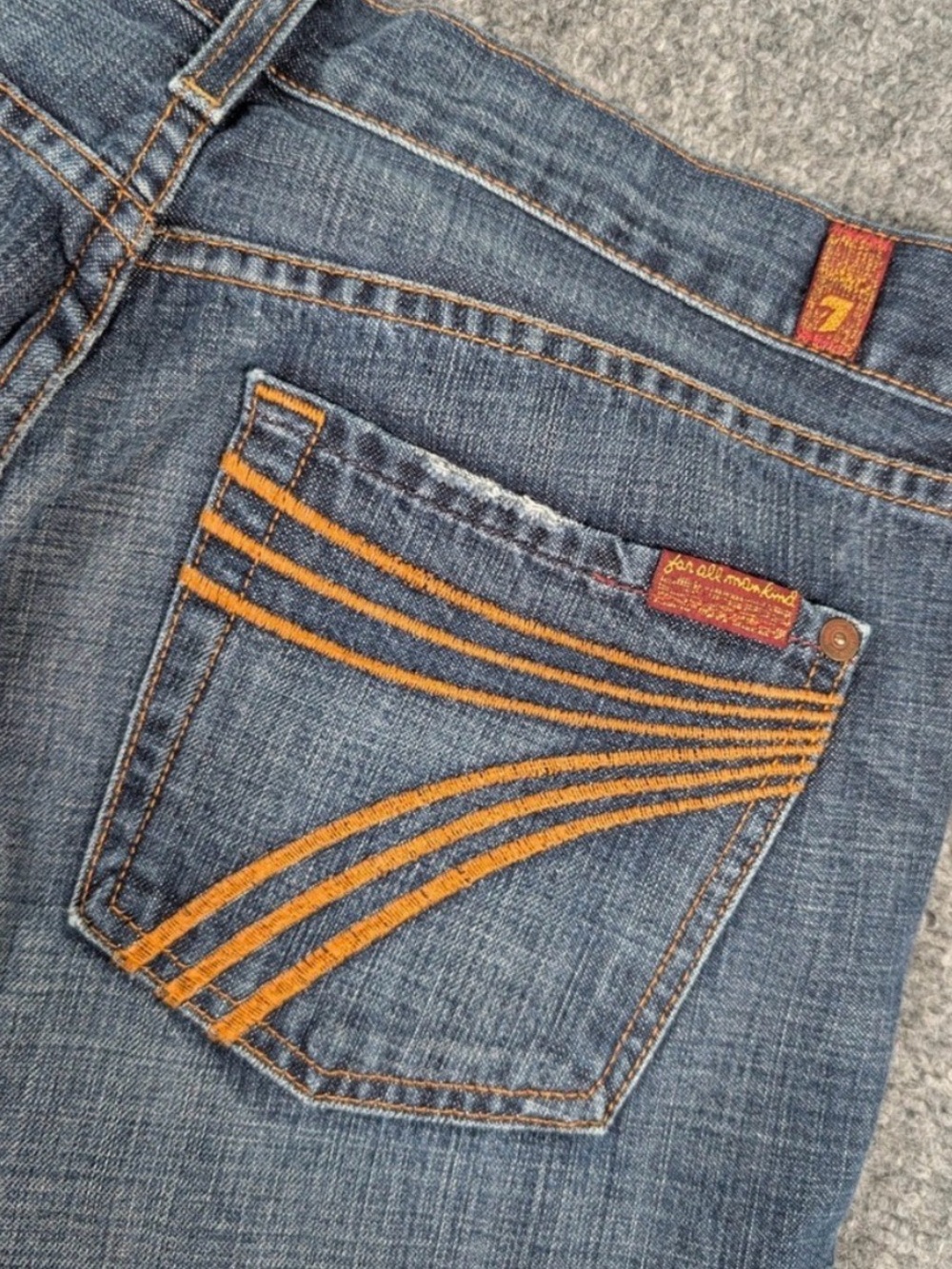7 For All Mankind Blue Denim Jeans with Classic Embroidered Pocket